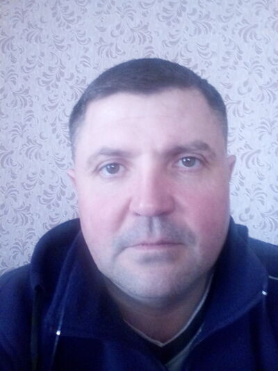  ,   Garik, 48 ,   