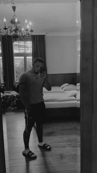  ,   Oleksandr, 21 ,   ,   
