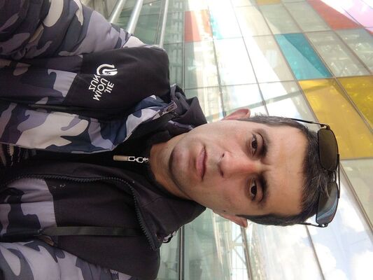  ,   Artur, 37 ,   ,   