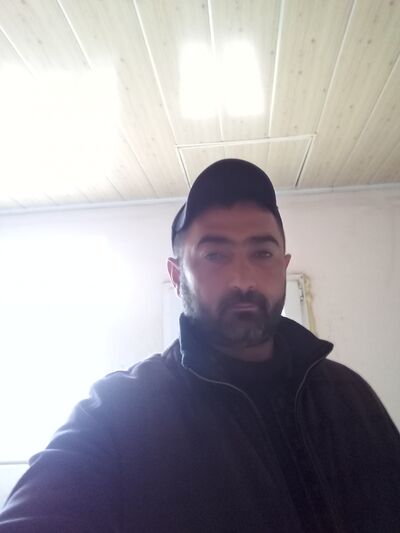  ,   Babek, 44 ,   ,   