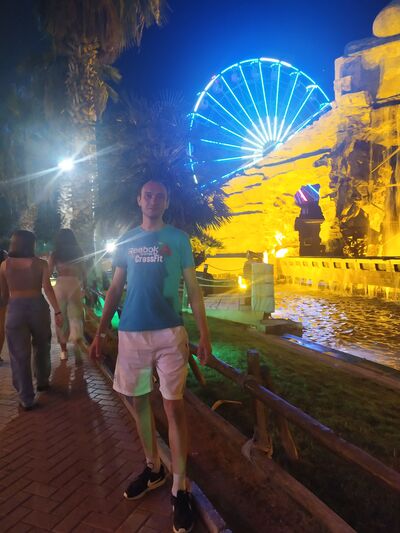  ,   Valeriu, 39 ,   ,   , c 