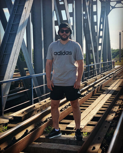  ,   Slav, 35 ,   ,   