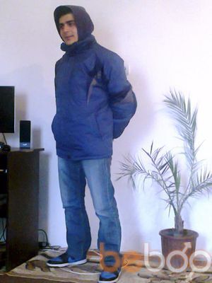  ,   Romik, 37 ,   