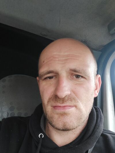  An Longfort,   , 42 ,   ,   