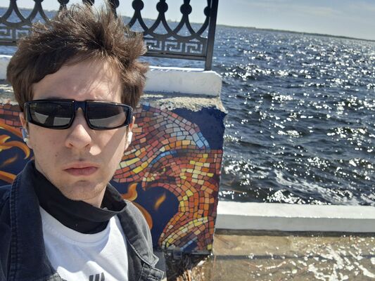  ,   Artem, 20 ,   ,   