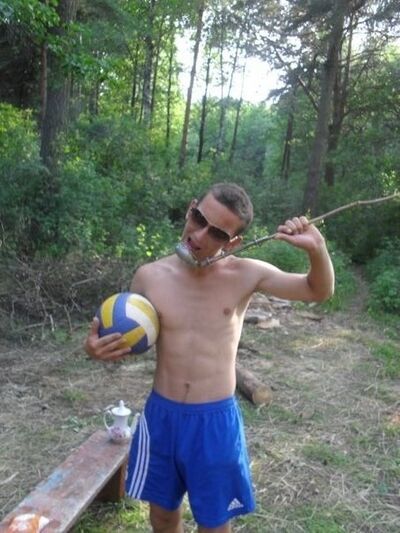  ,   Oleg, 29 ,   
