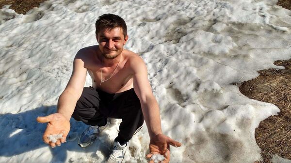  ,   Denis, 36 ,   