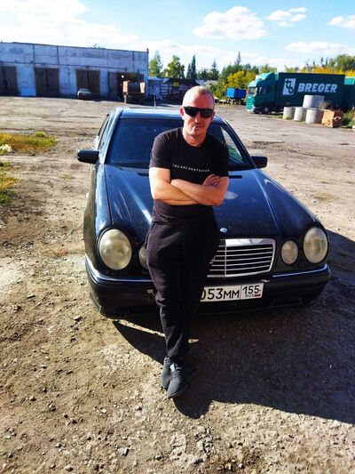  ,   Yury, 36 ,   ,   