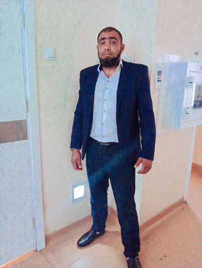 ,   Arsen, 28 ,   ,   