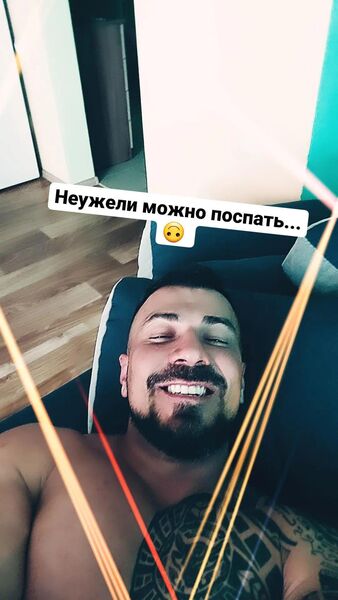  ,   Ujin, 39 ,  