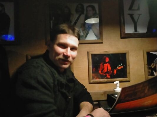   ,   Mikhail, 23 ,   ,   