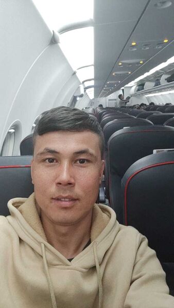  ,   Ruslan, 33 ,   ,   , c 