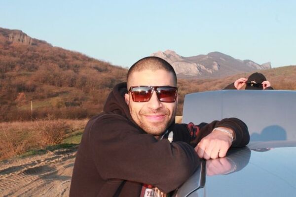  ,   Simo, 39 ,   