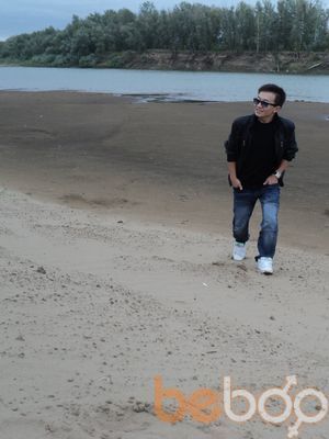  ,   Leo, 33 ,   ,   , c , 