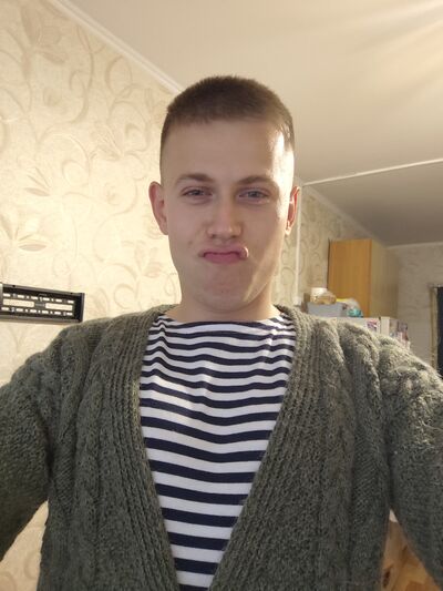  ,   Ilya, 21 ,   ,   , 