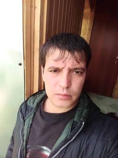  ,   Viktor, 44 ,   ,   , 