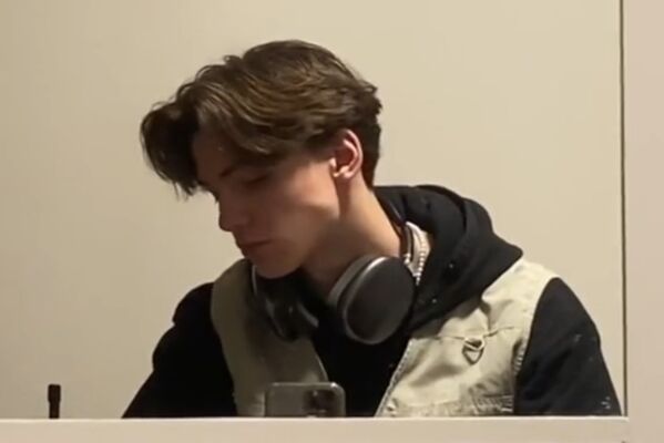   ,   , 19 ,   ,   