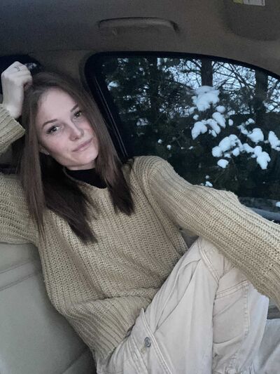  ,   Lana, 29 ,   