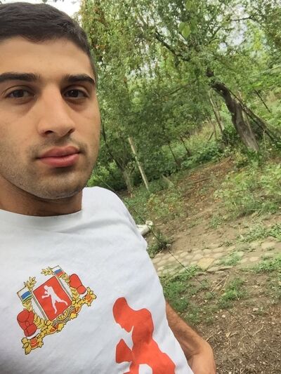  --,   Murad, 29 ,   ,   , c 