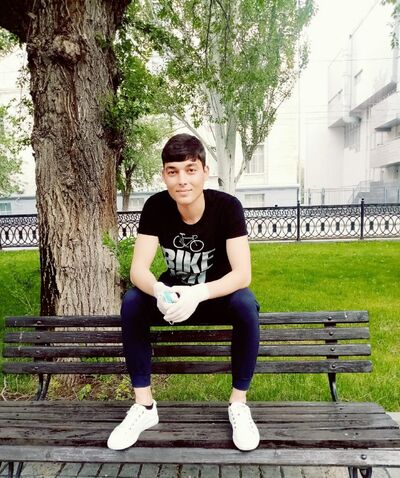  ,   Arthur, 28 ,   ,   , c 