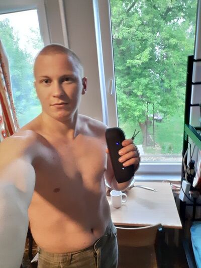  Sochaczew,   Sokur Oleksi, 27 ,   ,   , c 