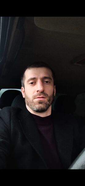  ,   Enzo, 36 ,  