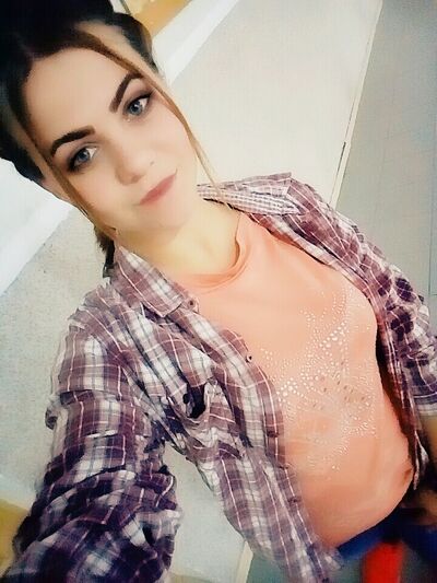  ,   Cristina, 25 ,   ,   , c 