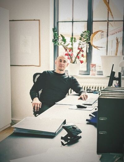  ,   Konstantin, 36 ,   ,   