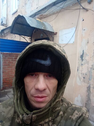  ,   Serohza, 42 ,   ,   