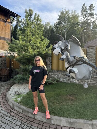  ,   Kari, 28 ,     , c 