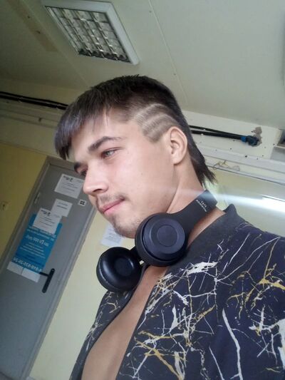  ,   King, 28 ,   ,   , c , 