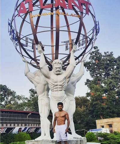  ,   Kamil, 27 ,   ,   