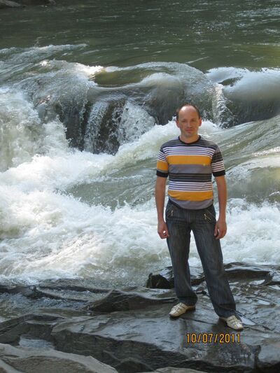  ,   Andr, 44 ,   