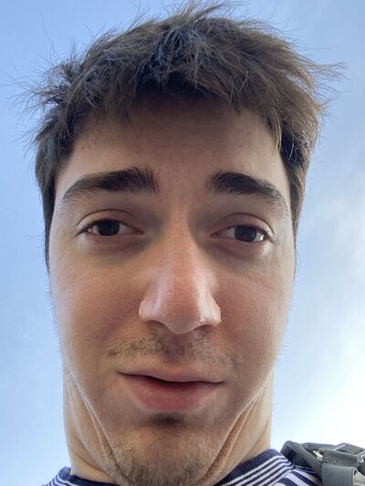  ,   Leon, 29 ,   ,   