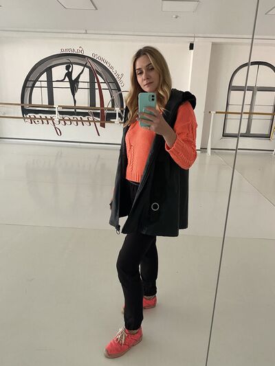  ,   Darya, 35 ,   ,   