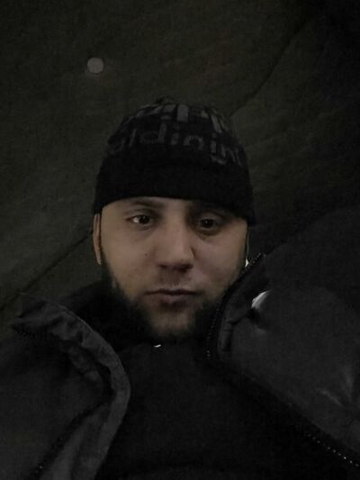  ,   Abdul, 33 ,   ,   