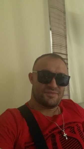  ,   Oleg, 36 ,   ,   , c 