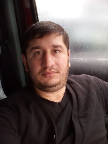  ,   Ali, 39 ,   ,   , c 