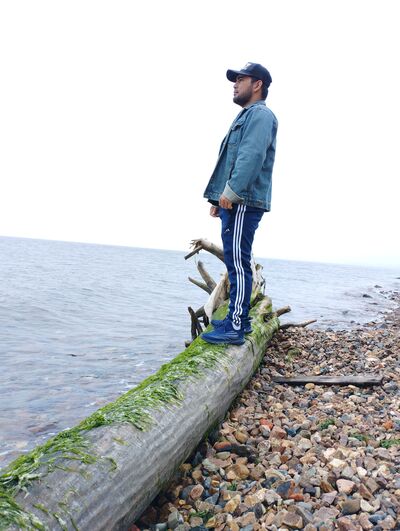  ,   Ali, 25 ,   ,   