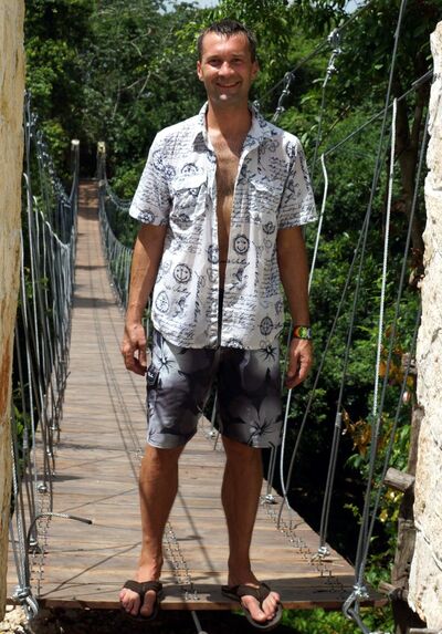  ,   Vlad, 40 ,   ,   