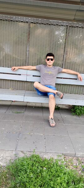  ,   Jamshid, 25 ,   c , 