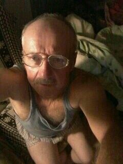  ,   Mirek, 70 ,   ,   , c , 