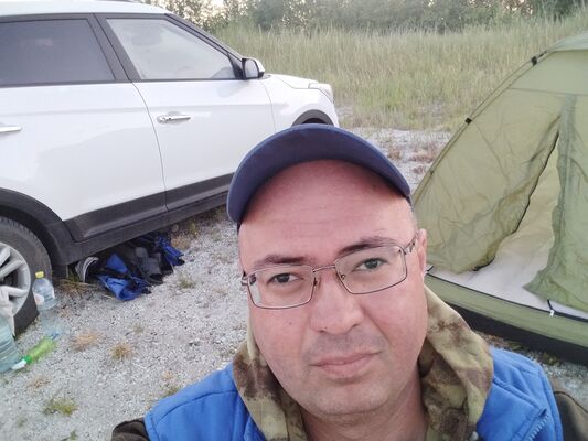  ,   Radik, 39 ,   c 