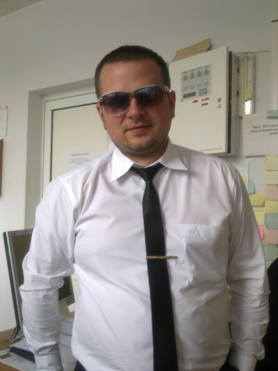  ,   San, 40 ,  