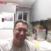  ,   Artur, 46 ,   