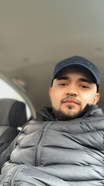  ,   Javlonbek, 29 ,   ,   