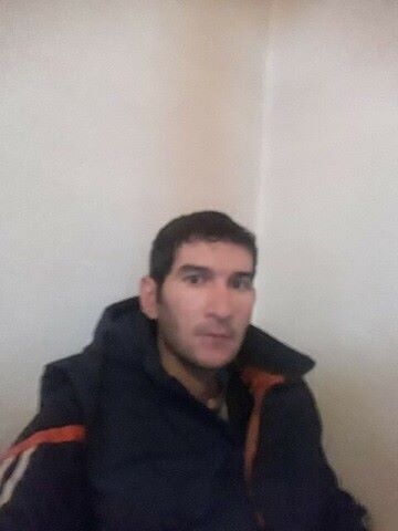  ,   Ali, 37 ,   ,   