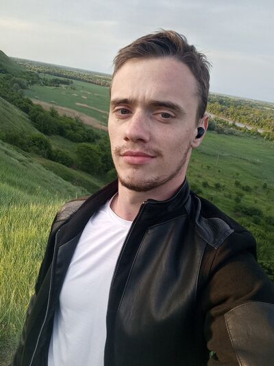  -,   Vlad, 23 ,   c 