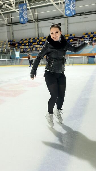  ,   Elina, 31 ,     , c 