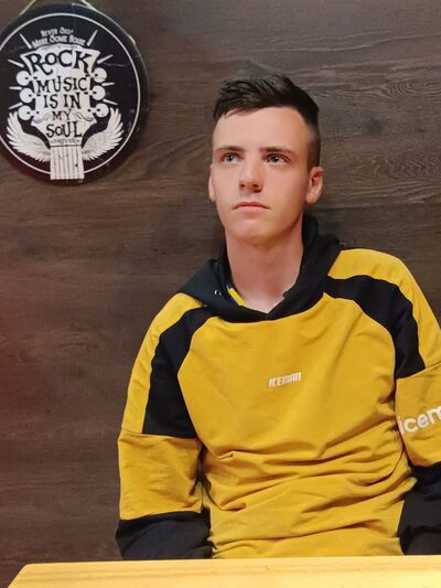  ,   Aleks, 24 ,   ,   